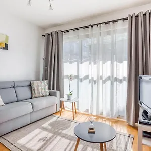 Appartement Lyon Confluence - Duplex Au Calme Avec Parking Prive En Option, Lyon